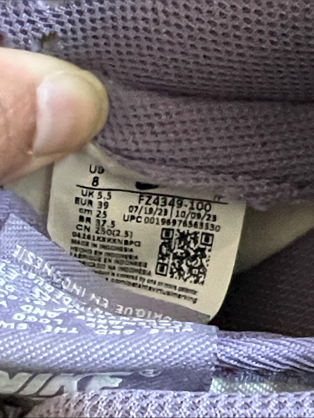 Nike Dunk Low - Lavender and White Low-Top Sneakers - Picture 6 of 7